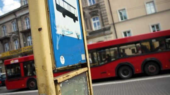 Jest "szkolny" rozkład jazdy komunikacji miejskiej. Zmiana tras linii nocnych