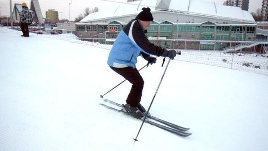 Jest zima, a snowpark na Globusie nie działa. \"Nie ma atestu\"
