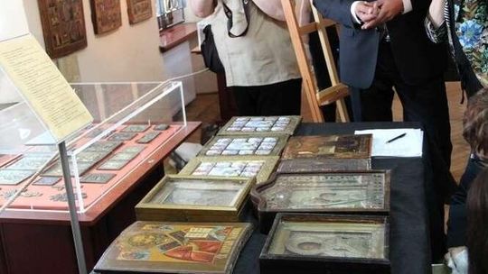 Jeszcze więcej ikon w bialskim muzeum. Izba Celna przekazała kolejne