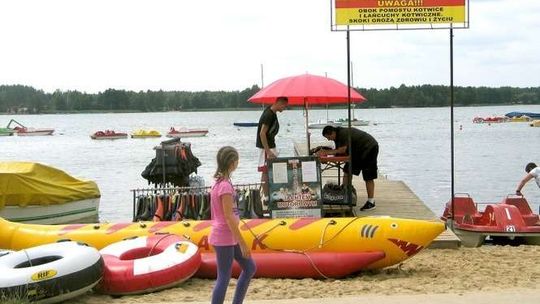 Jezioro Białe. Tylko pięć motorówek i żadnych skuterów