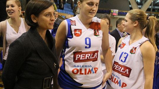 Joanna Mucha w Lublinie. Minister sportu oglądała mecz koszykarek (zdjęcia)
