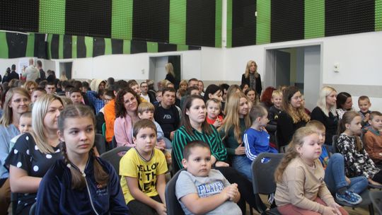 „Julka czuje się tu bezpiecznie”. Wspólny Świat wybuduje szkołę dla dzieci z autyzmem 