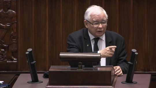 Kaczyński do opozycji w Sejmie: Narażacie na śmierć mnóstwo ludzi, jesteście przestępcami