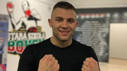 Kajetan Kalinowski przegrał z Cristianem Lopezem. Wyboista droga do sławy