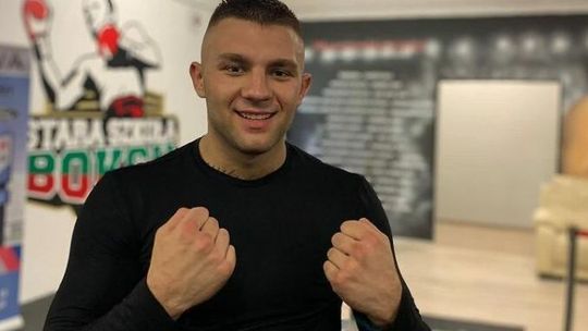 Kajetan Kalinowski udanie zaprezentował się podczas Rocky Boxing Night 12 w Stężycy