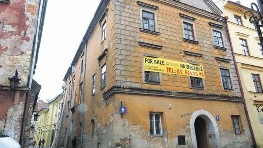 Kamienica przy ul. Złotej 5 znowu do wzięcia