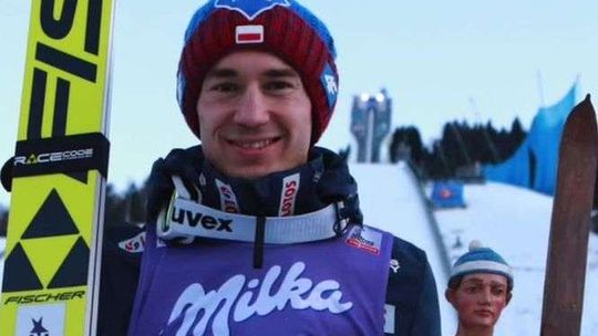 Kamil Stoch ma szansę przejść do historii (wideo)