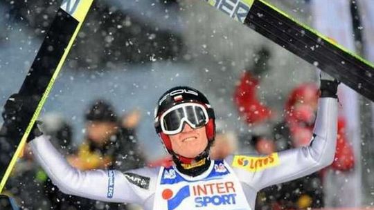 Kamil Stoch wygrał w niemieckim Klingenthal!