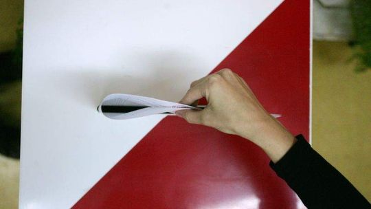 Kamiński "jedynką". Kandydatka PO: Rezygnuję z wyborów do PE