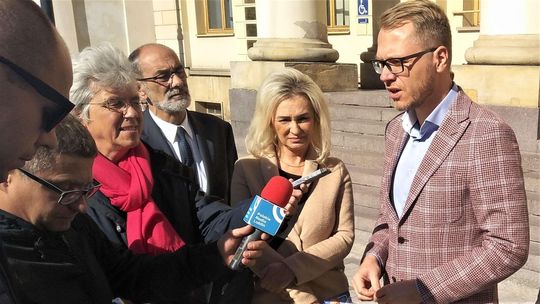 Kandydaci na radnych z komitetu Żuka krytykują radnego PiS. Poszło o ulotki
