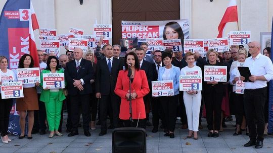 Kandydatkę do Sejmu poparli senator, wojewoda i marszałek