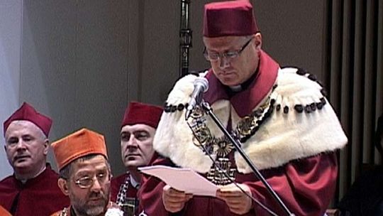 \"Kanonizacja w szczególną rocznicę\". Oświadczenie rektora KUL