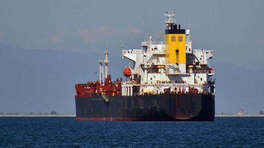 Kapitan statku i piraci. Kobieta wzięła 2 kredyty i straciła 41 tysięcy złotych