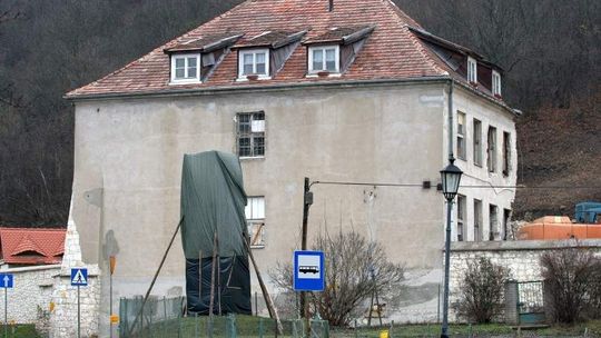 Kapliczka z 1588 r. do przeniesienia? Szukają innych rozwiązań