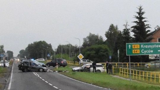 Karambol w Horodyszczu. Dwóch kierowców odwieziono do szpitala