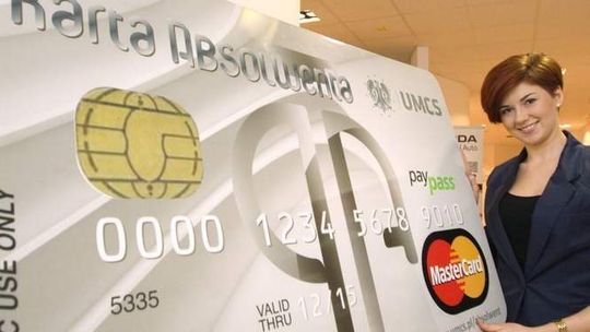 Karta Absolwenta UMCS: Mieszkasz w Lublinie? Nie dostaniesz jej pocztą