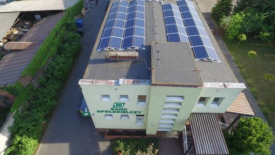 Kasjerka z banku chora na COVID-19. Sanepid zbadał pozostałych pracowników 