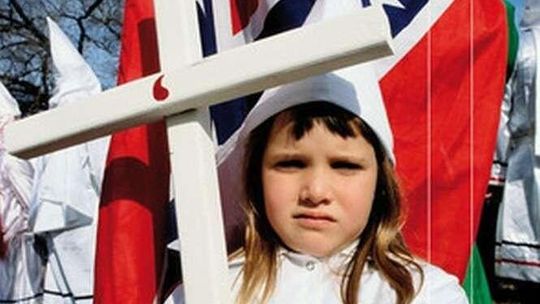 Katarzyna Surmiak-Domańska „Ku-Klux Klan. Tu mieszka miłość”