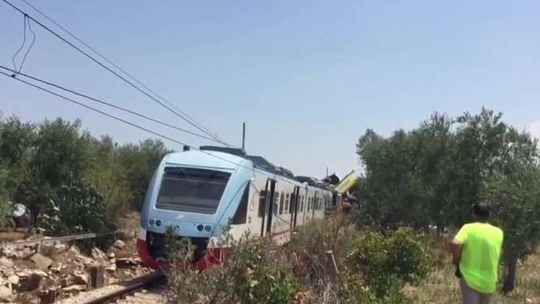 Katastrofa kolejowa we Włoszech. Zderzyły się dwa pociągi