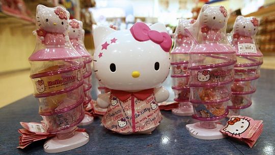 Katecheta ostrzegał przed Hello Kitty i czarami (film)