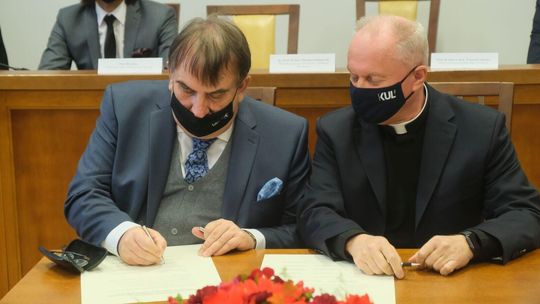 Katolicki Uniwersytet Lekarski Katolicki Uniwersytet Lekarski