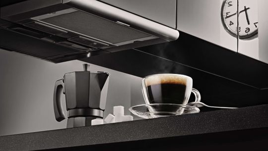 KAWIARKA CZY EKSPRES DO KAWY – CO WYBRAĆ