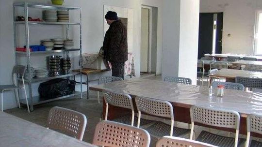 Każdy znajdzie tu schronienie. Ale najpierw trzeba dmuchnąć w alkomat