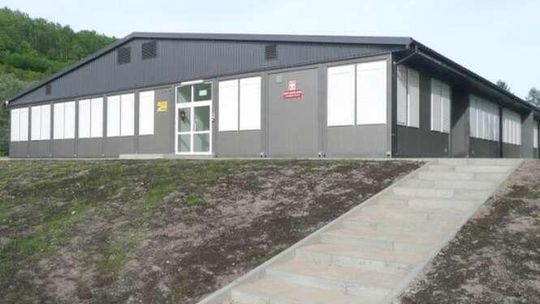 Kazimierz Dolny: Dzieci zostają w kontenerach