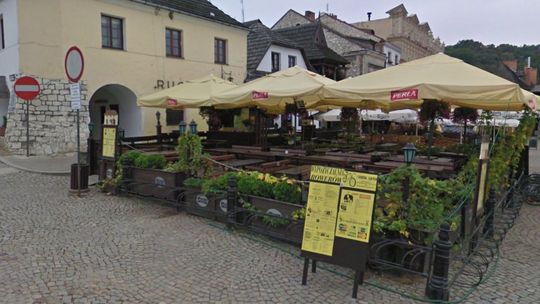 Kazimierz Dolny: Miasto chce odzyskać kawiarnię. Poszli po pomoc do komornika