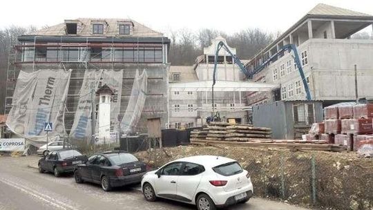 Kazimierz Dolny: Nowy budynek szkoły prawie gotowy, 4 lata temu wybuchł tu gaz