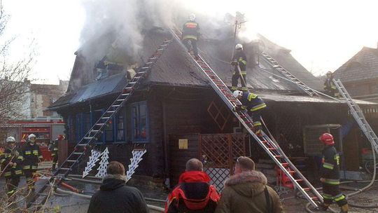 Kazimierz Dolny. Pożar \"Knajpy u Fryzjera\" (zdjęcia, 3 wideo)