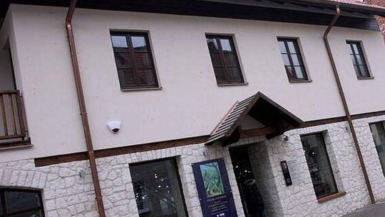 Kazimierz Dolny: Zwolnień nie będzie. Podwyżek też nie