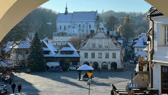 Kazimierz na zakupach. Długa lista noworocznych wydatków