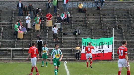 Kibice Lublinianki grają sambę (wideo)