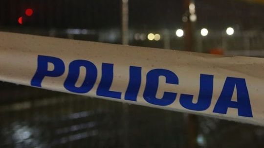 "Kiedy zacząłem uciekać poczułem, że uderzył mnie nożem w plecy". Nie znaleźli dowodów, że próbował zabić chrześniaka