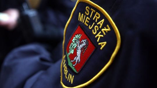 Kierowca BMW jechał zygzakiem. Zareagował strażnik miejski