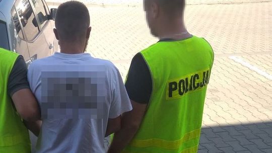 Kierowca BMW odpowie za znieważenie i próbę przekupstwa policjantów