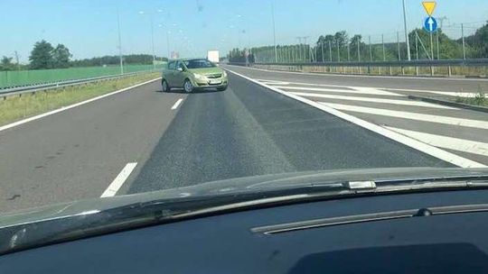 Kierowca jechał pod prąd na ekspresówce. "Mogło skończyć się tragicznie"