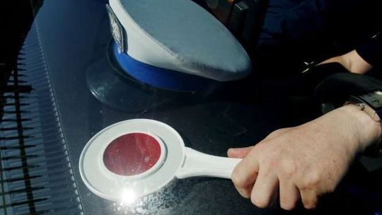 Kierowca miał 2 promile. Tłumaczył, że świętował Dzień Kobiet