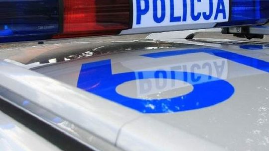 Kierowca nie chciał się zatrzymać do kontroli. Podczas pościgu został ranny policjant