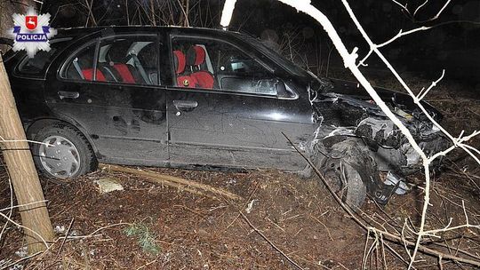 Kierowca nissana wjechał w opla. Nie chciał się przebadać alkomatem