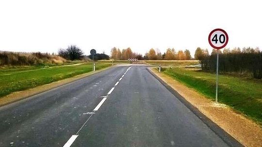 Kierowca: Nowa ulica źle oznakowana. Drogowcy się nie zgadzają