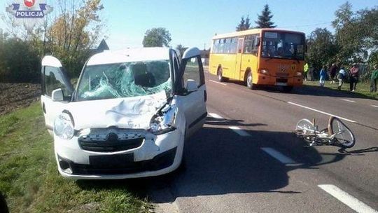Kierowca opla potrącił rowerzystkę, kobieta zginęła na miejscu
