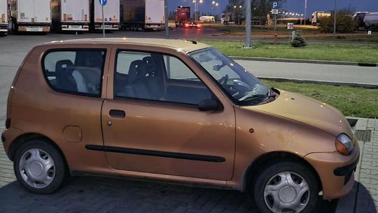 Kierowca z Sosnowca udawał, że jest niewidzialny. Miał 1,6 promila alkoholu