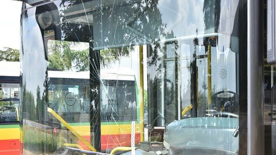 Kierowca zatrąbił. Szokująca reakcja pasażerki 