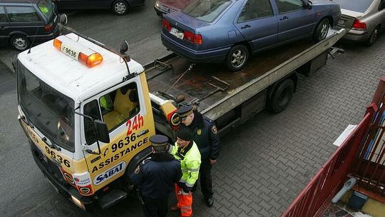 Kierowcy blokujący lubelskie ulice nie zapłacą więcej za holowanie