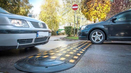 Kierowcy przekraczają tu prędkość. Na ulicy zamontują progi zwalniające 