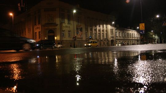 Kierowcy, uwaga na oblodzone drogi