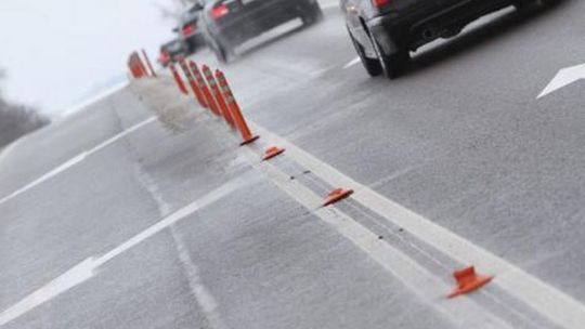 Kierowcy w końcu przyzwyczaili się do \"słupków-głupków” na trasie Piaski-Łopiennik