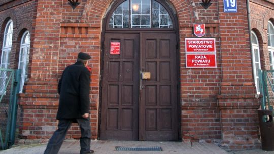 Kierownik z wyrokiem i etatem